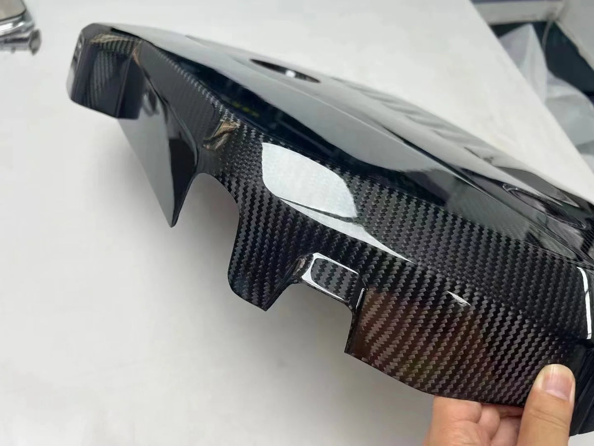 Dry carbon fiber B58 engine cover for BMW M340i, M440i, 540i and X5 - view 5